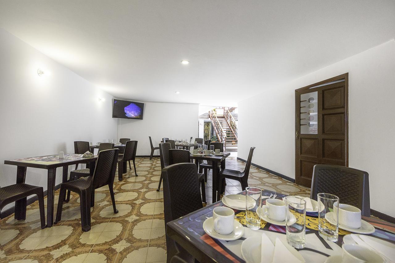 Hotel San Angel Corferias Bogotá Zewnętrze zdjęcie