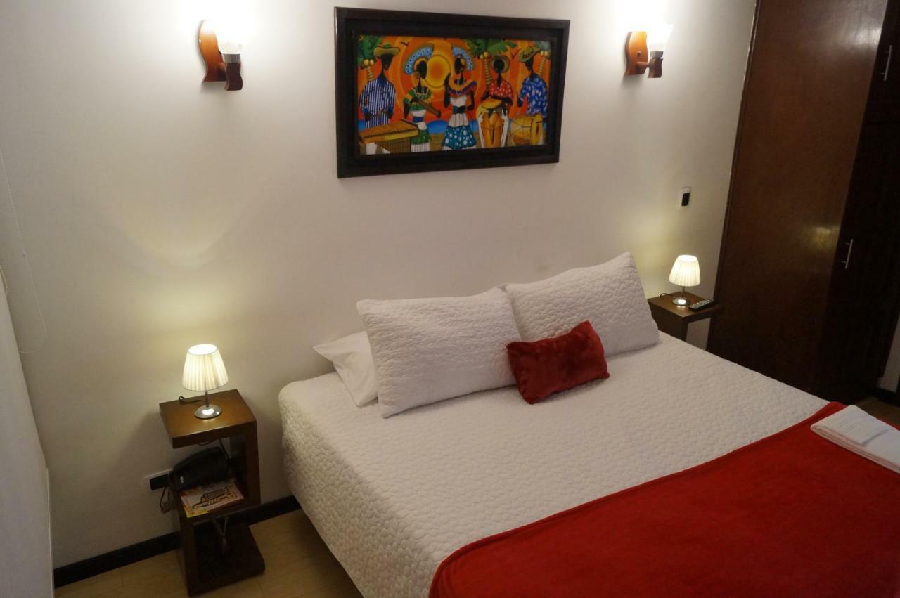 Hotel San Angel Corferias Bogotá Zewnętrze zdjęcie